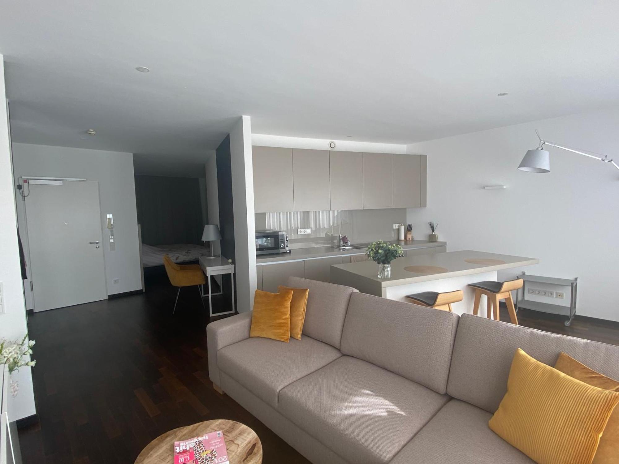 Appartement Luxurious In High Class Building Kranhaus In *